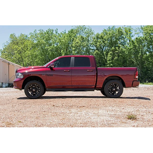 Kit de levante con bandejas 3 Rough Country - Dodge RAM 1500 12-18