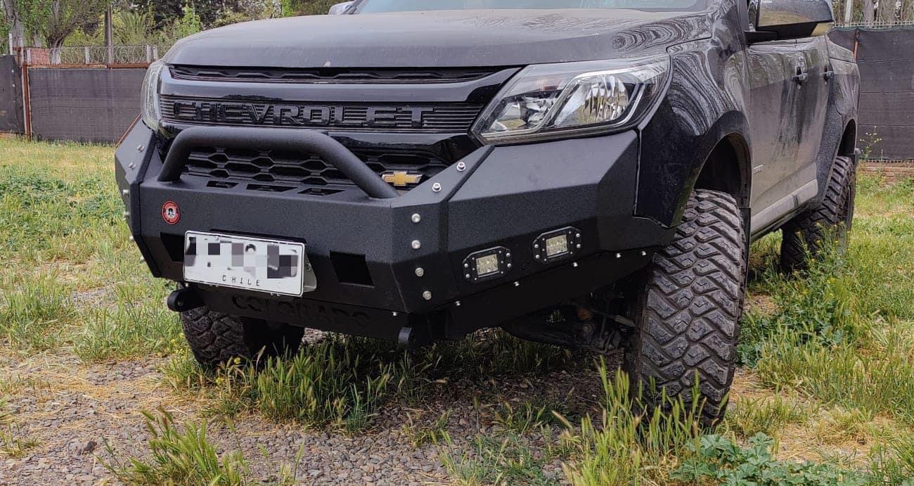 BUMPER PAR DELANTERO Y TRASERO - CHEVROLET COLORADO 2019+