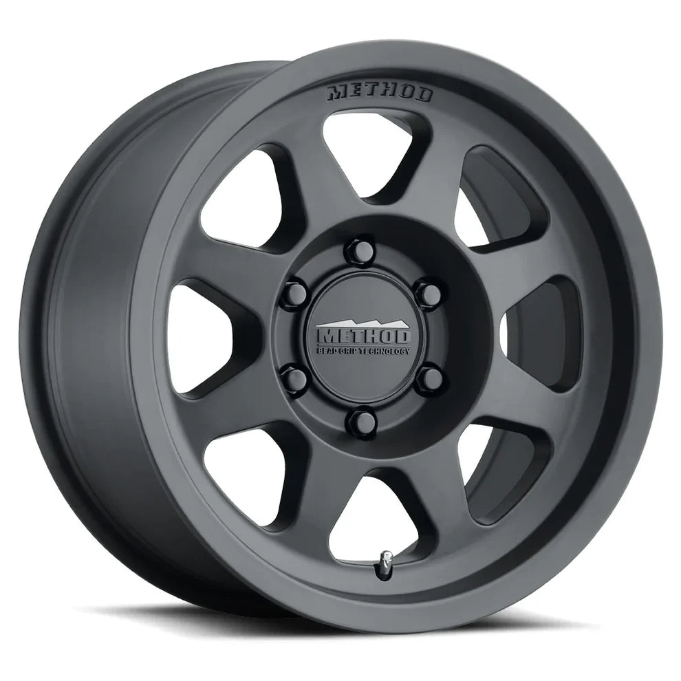 Method 701 Matte Black 6x139.7 r17