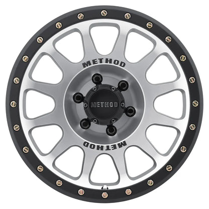 Method 305 Machined & Black Lip 6x139.7 r18