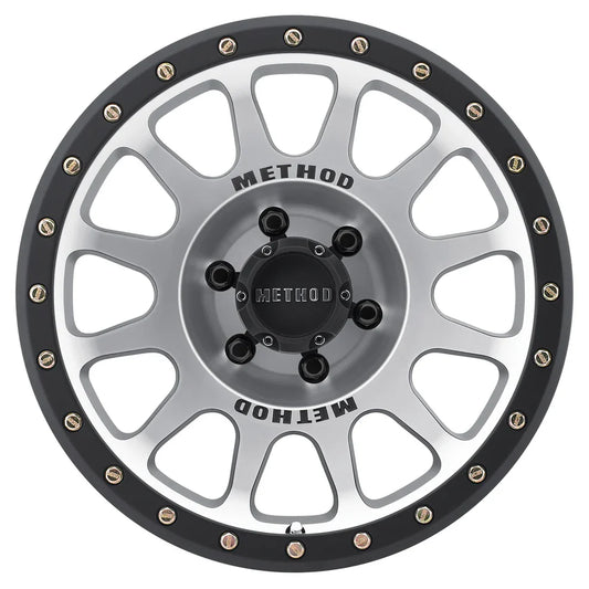 Method 305 Machined & Black Lip 6x139.7 r18